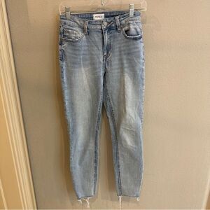 PISTOLA | 27 | Arielle Skinny Scissor Cut Hem Jean No Pressure P6730MTW-NPR